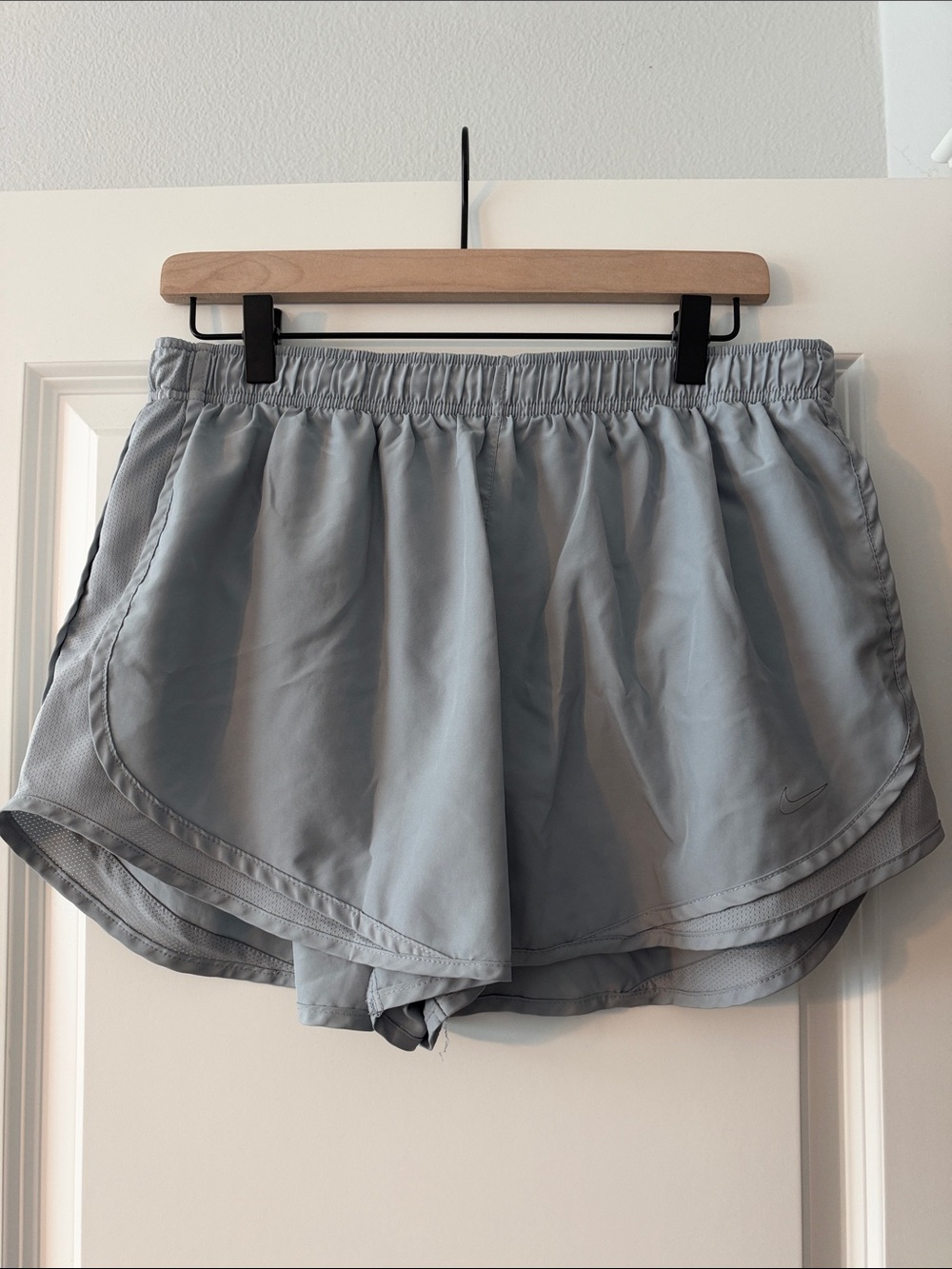 Nike Women's Light Gray Athletic Running Shorts